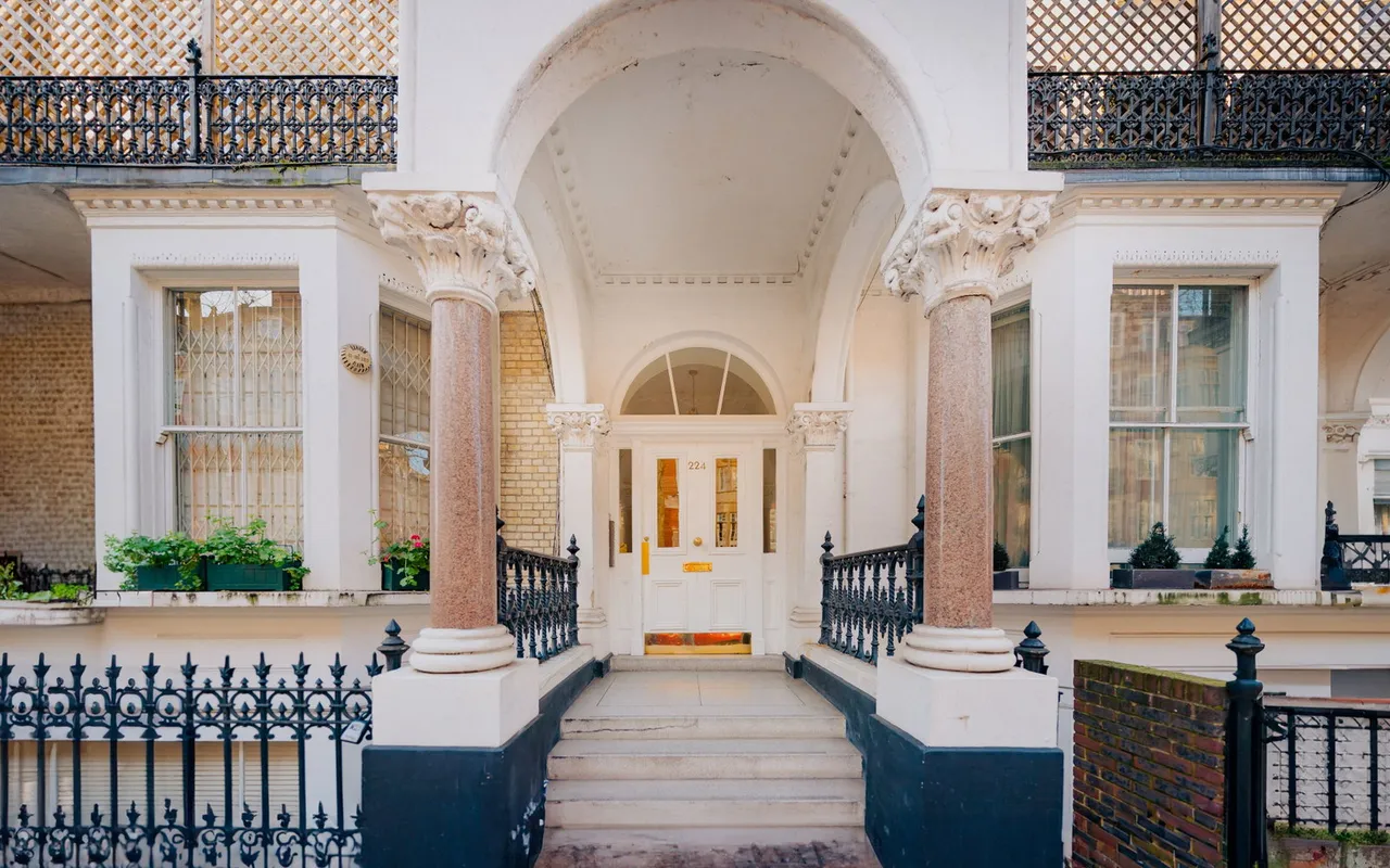 Old Brompton Road, Kensington and Chelsea, SW5, photo 3