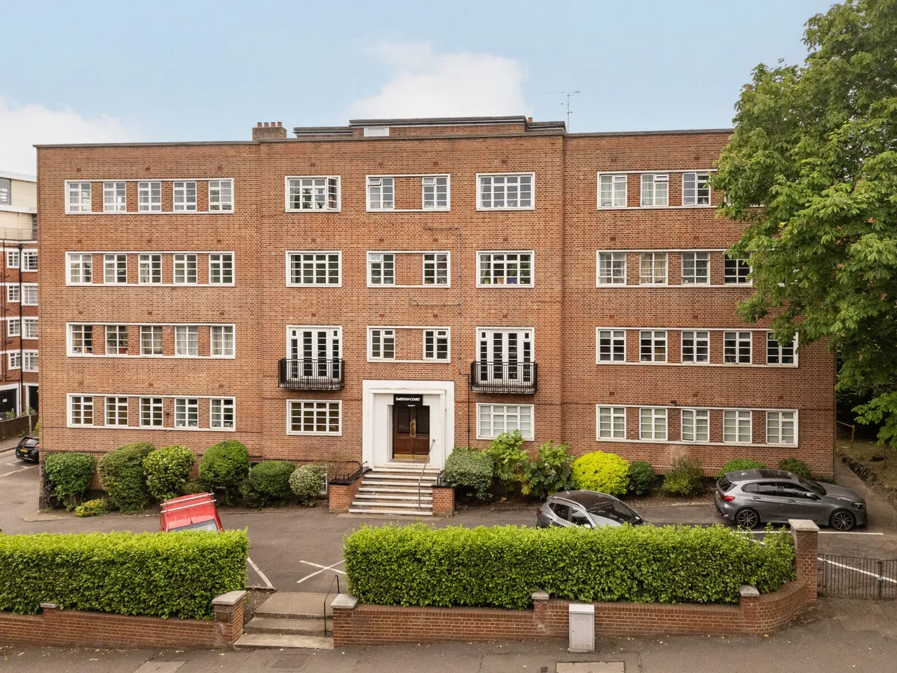 Wimbledon Hill Road, London, SW19, photo 15