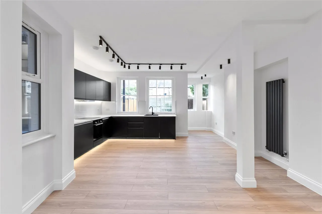 Abbotsford Avenue, London, N15, photo 7