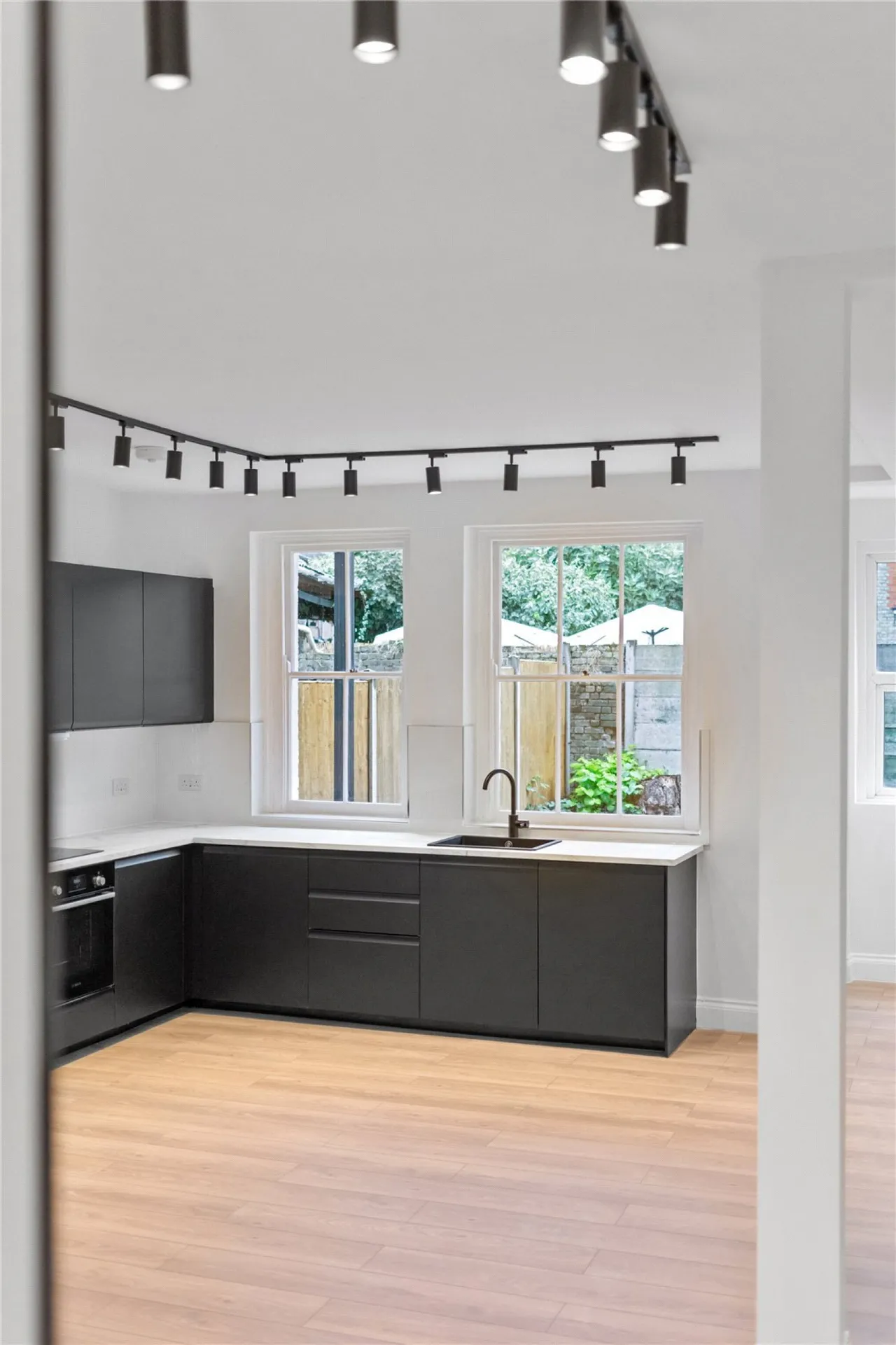 Abbotsford Avenue, London, N15, photo 8