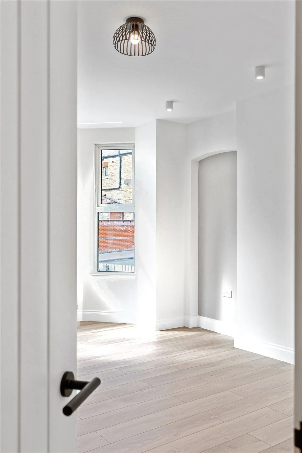 Abbotsford Avenue, London, N15, photo 27