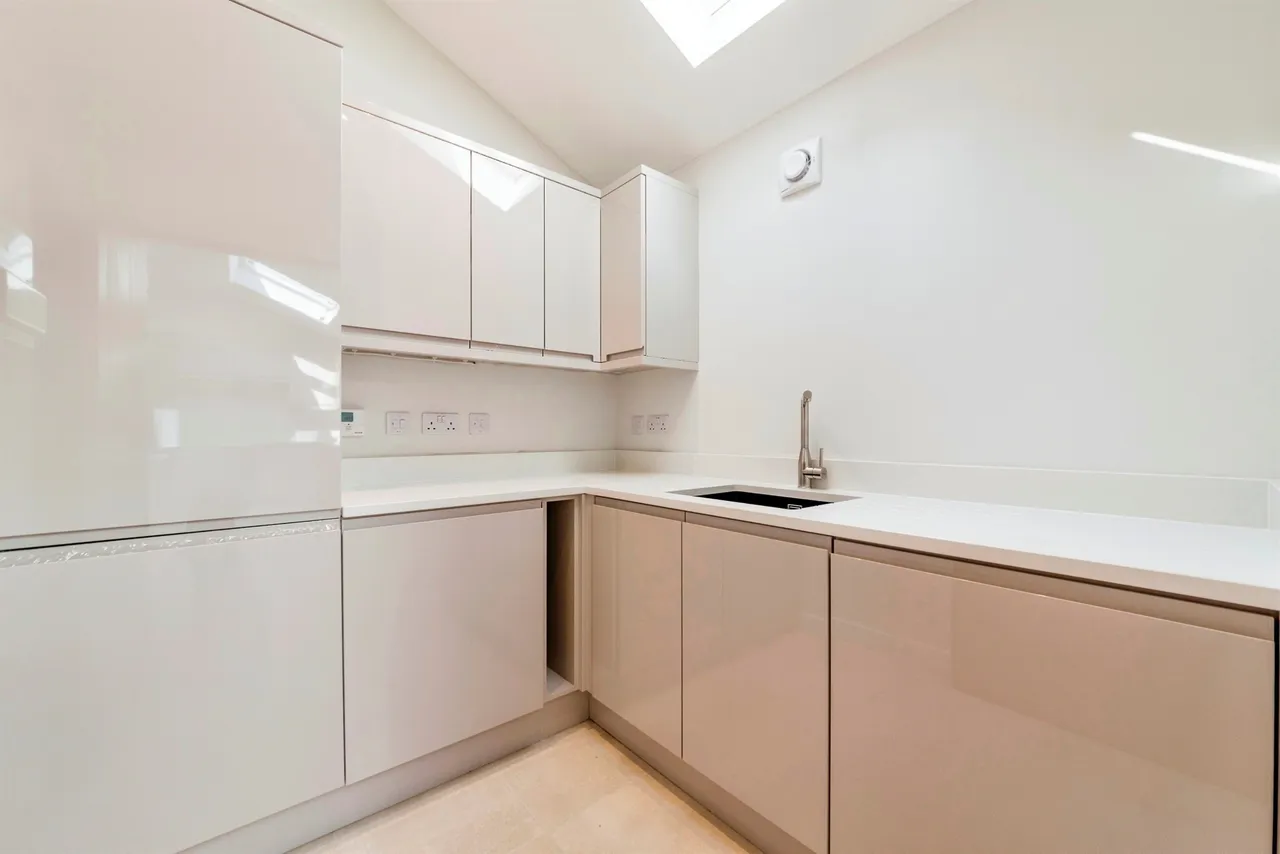 Hall Lane, Grantham, NG31, photo 7