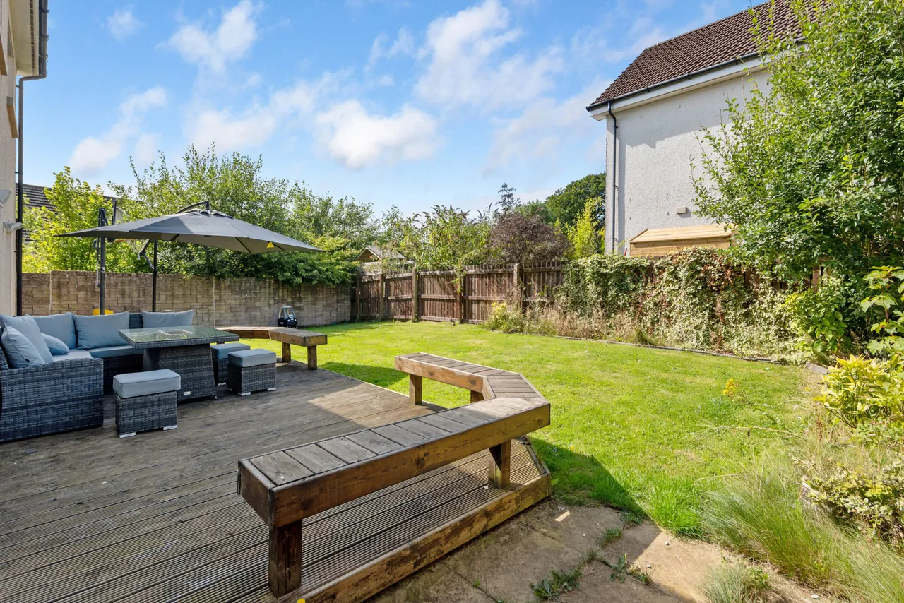 Primrose Avenue, Newton Mearns, photo 21