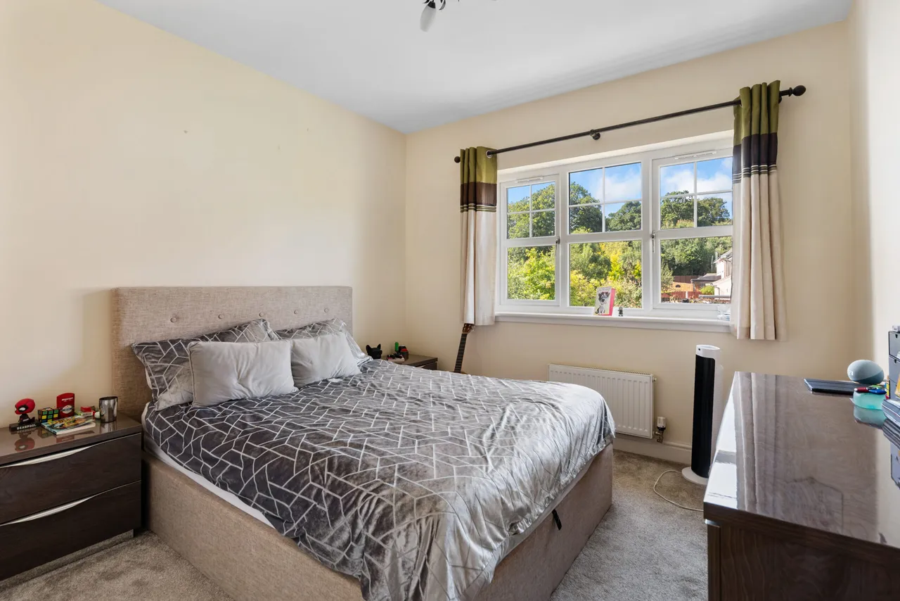 Primrose Avenue, Newton Mearns, photo 16