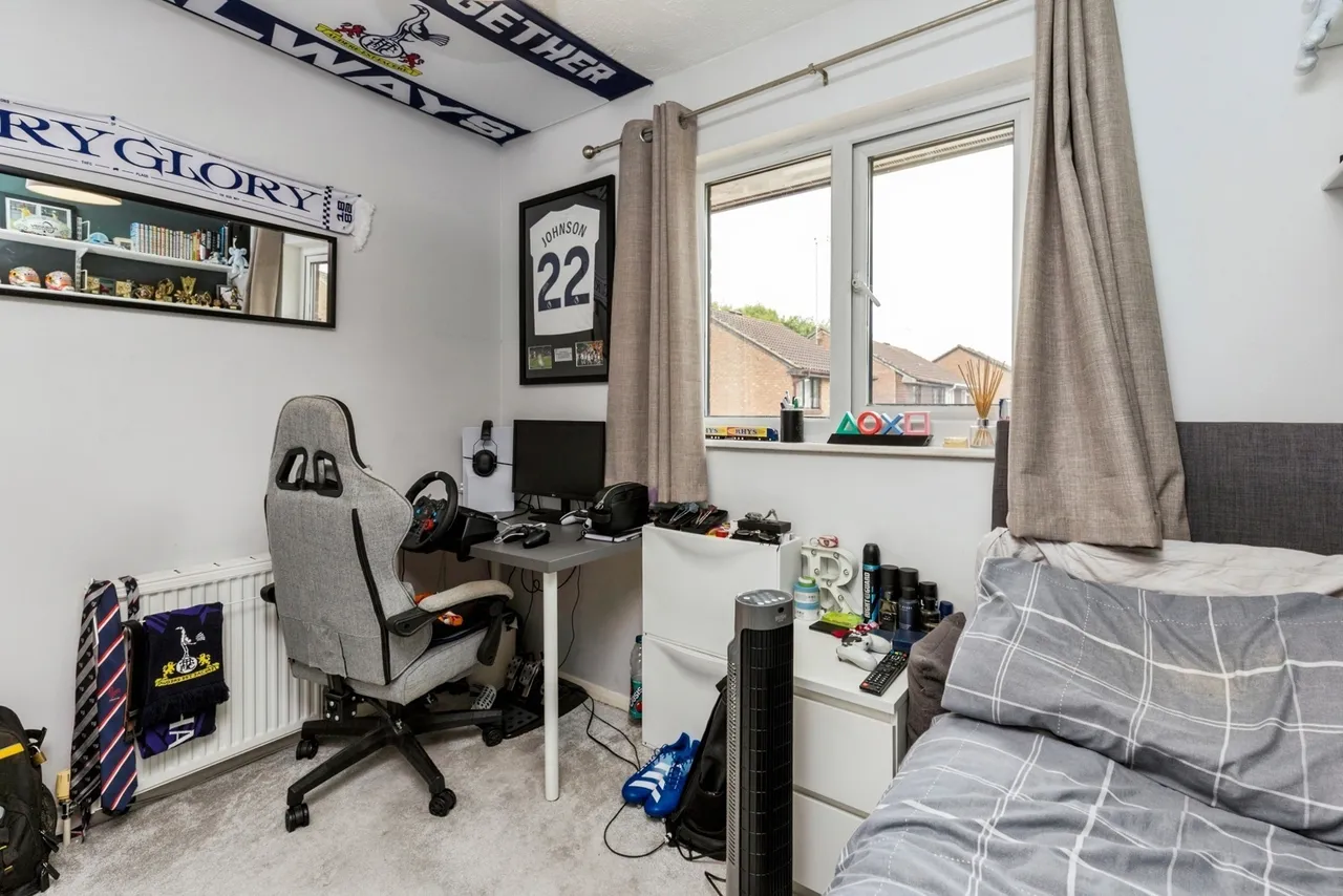 Charrington Way, Broadbridge Heath, RH12, photo 15