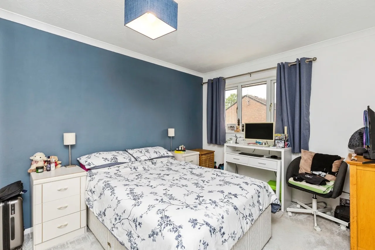 Charrington Way, Broadbridge Heath, RH12, photo 7