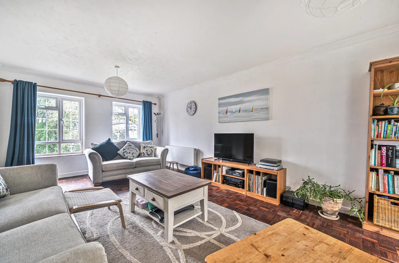 Stoatley Rise, Haslemere, GU27, photo 4