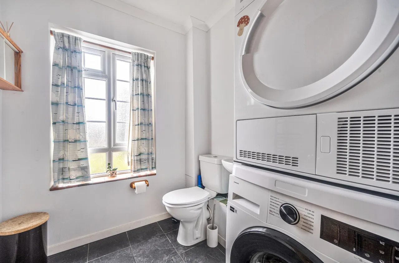 Stoatley Rise, Haslemere, GU27, photo 12