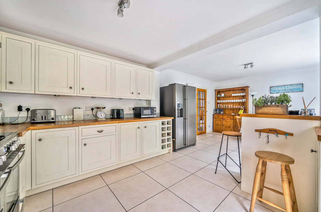 Stoatley Rise, Haslemere, GU27, photo 10