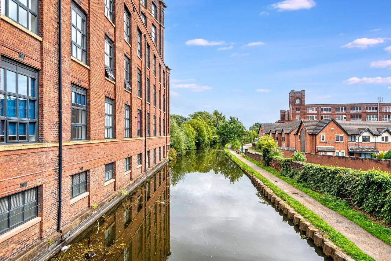 Apartment 28, Mather House Mather Lane, Leigh, Leigh, WN7 2FR, photo 6