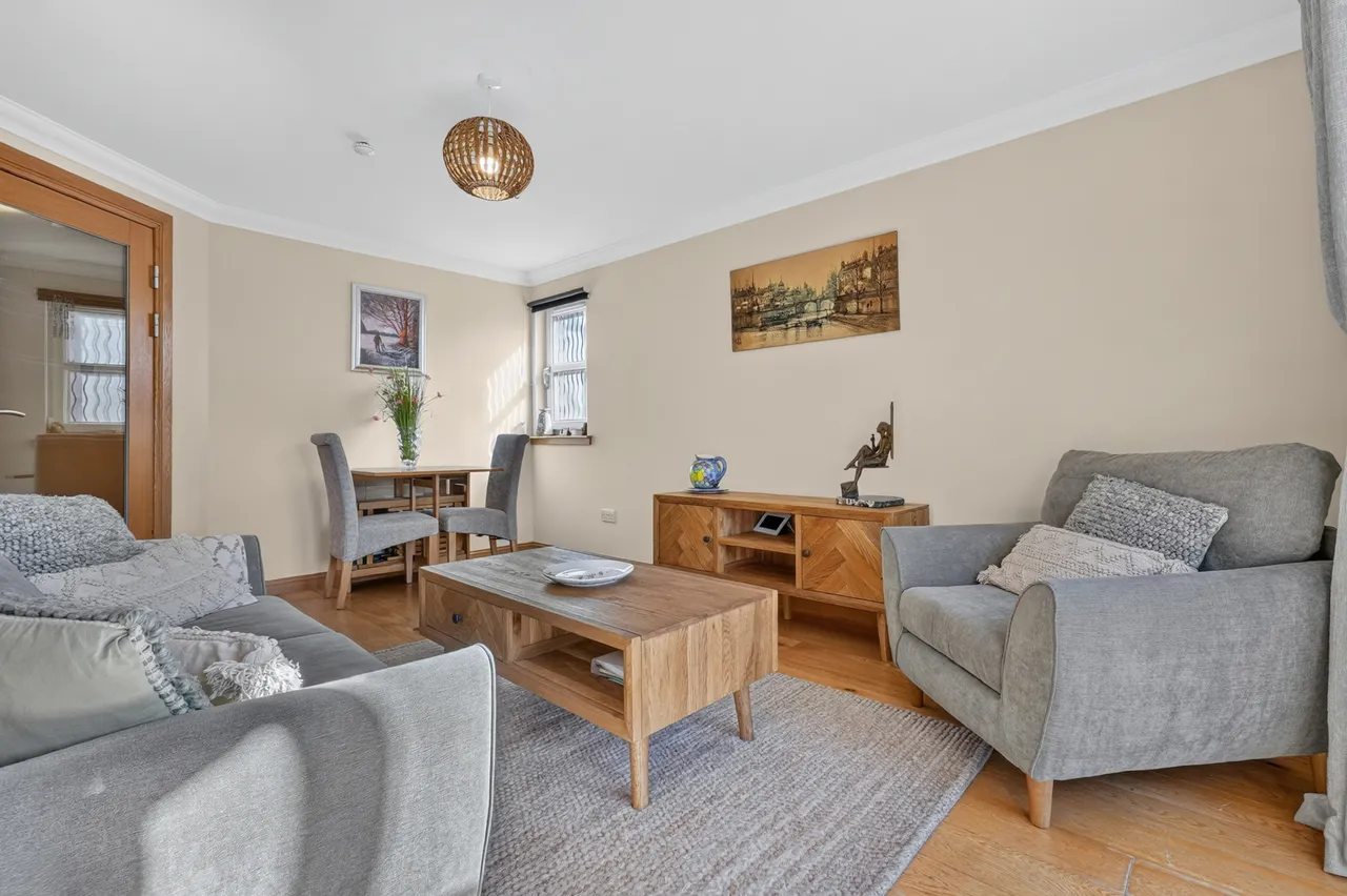 11h, Greenock Road, Largs KA30 8PH, photo 4