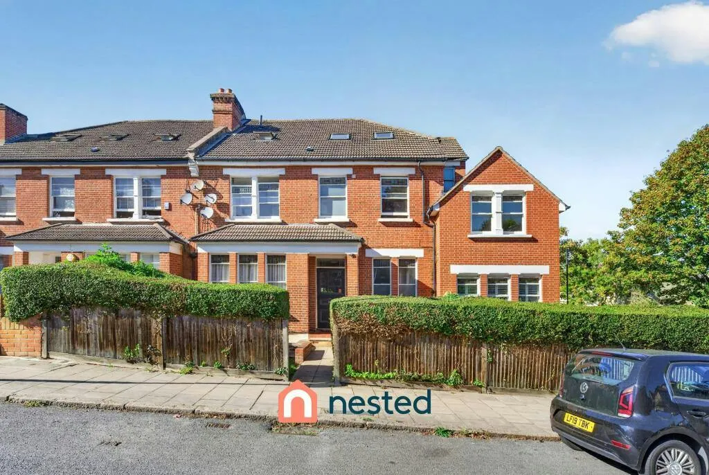 2 bed flat for sale, Alexandra Drive, London, SE19