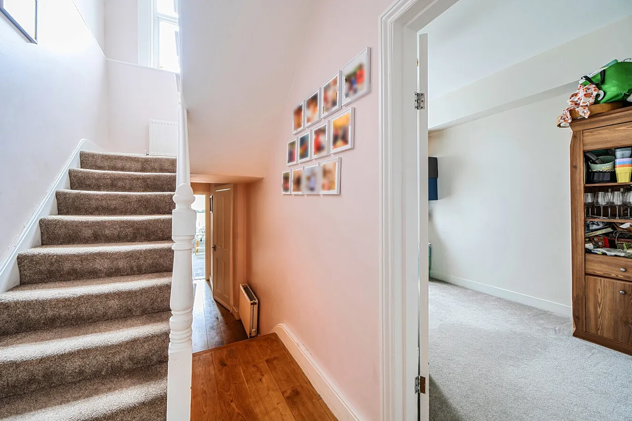 Charteris Road, Queens Park, NW6, photo 8