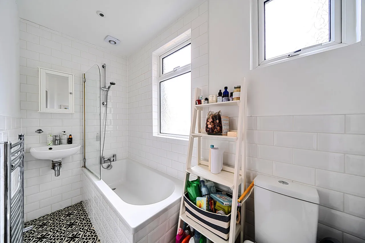 Charteris Road, Queens Park, NW6, photo 7