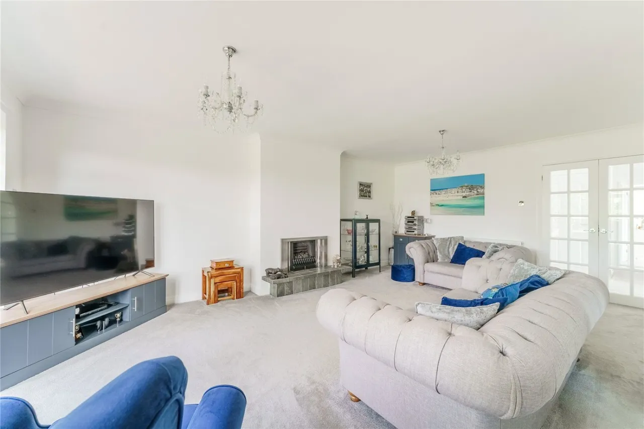 Huntsmans Way, Badsworth, WF9, photo 9
