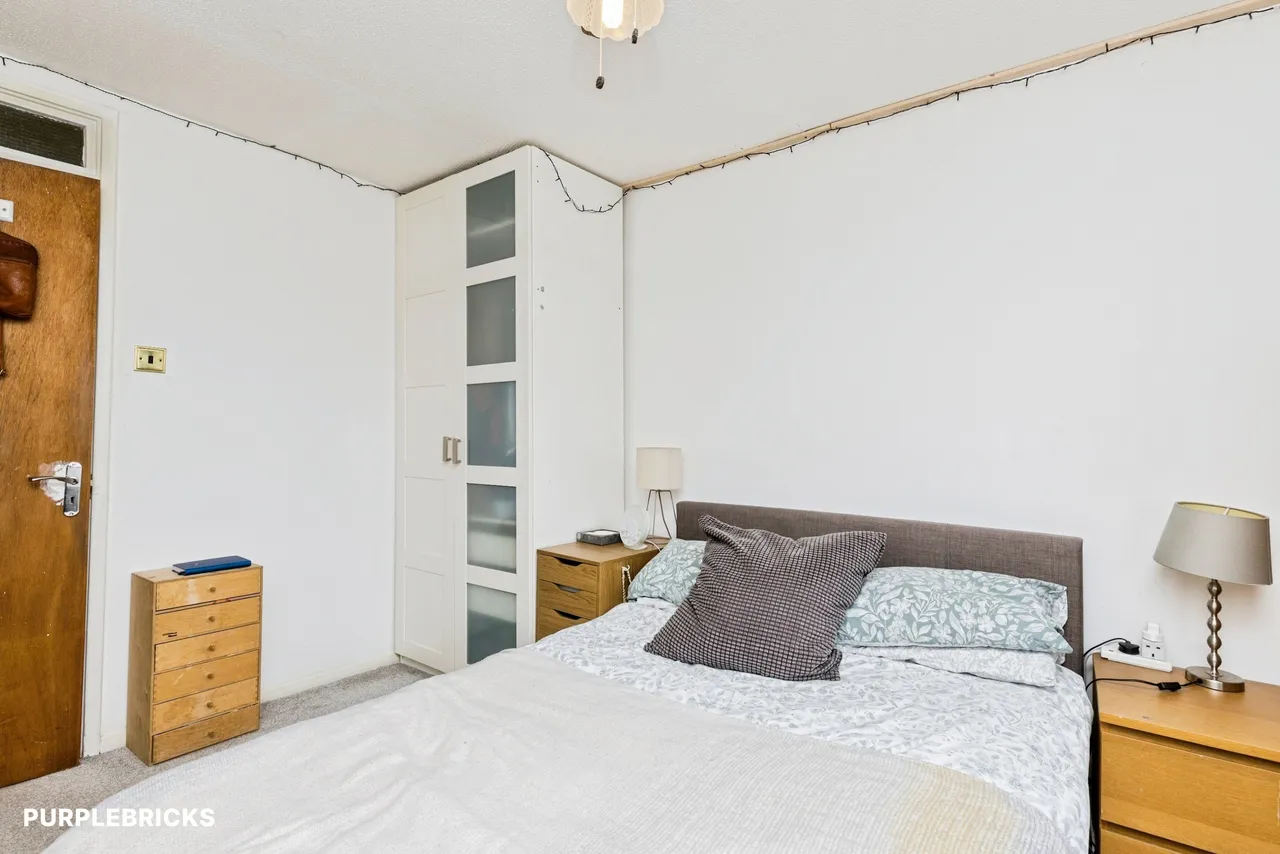Laurel Walk, Horsham, RH13, photo 13