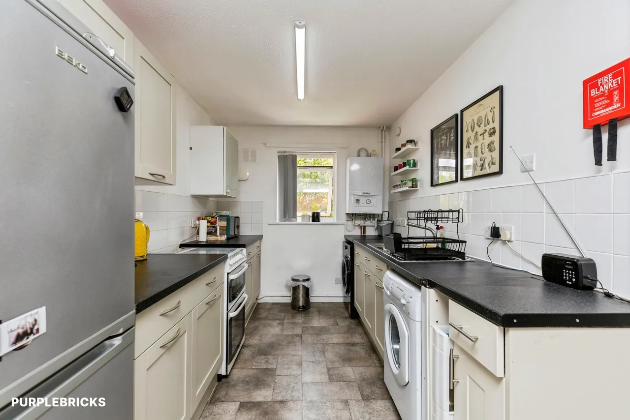 Laurel Walk, Horsham, RH13, photo 8