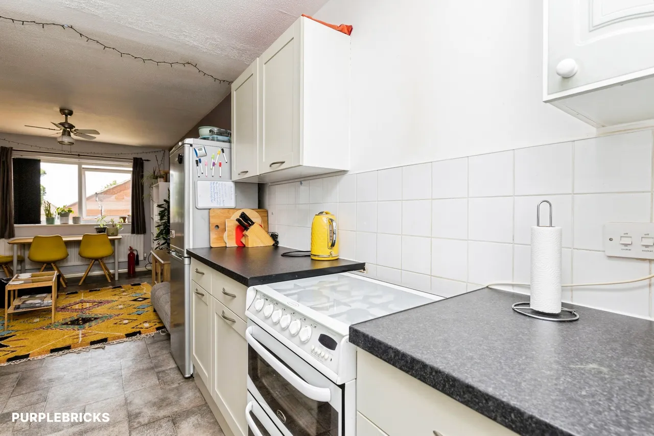 Laurel Walk, Horsham, RH13, photo 12