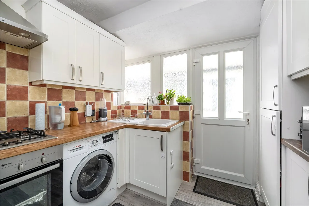 Craneford Way, Twickenham, TW2 7SQ, photo 6