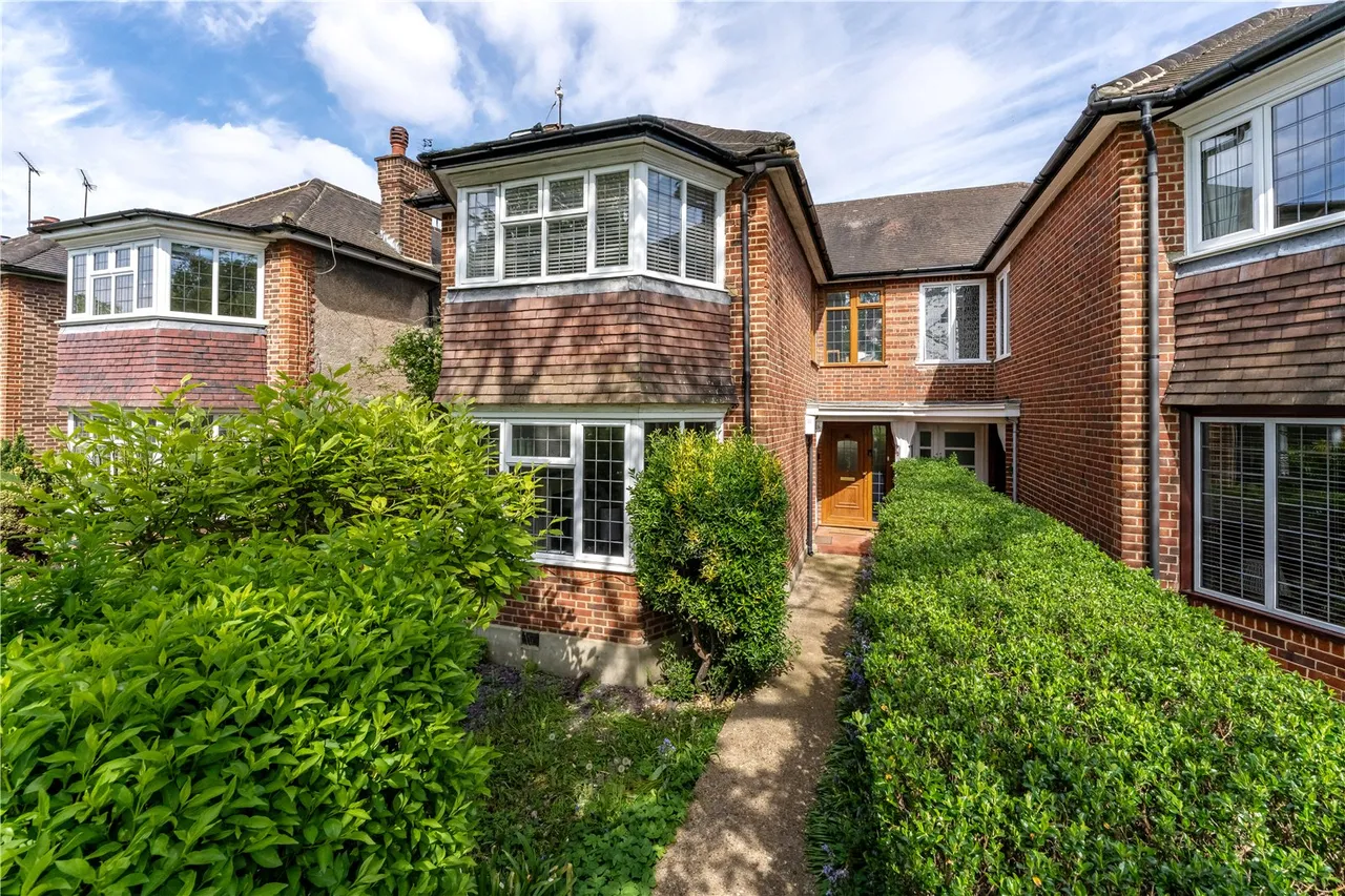 2 bed flat for sale — Craneford Way, Twickenham, TW2 7SQ