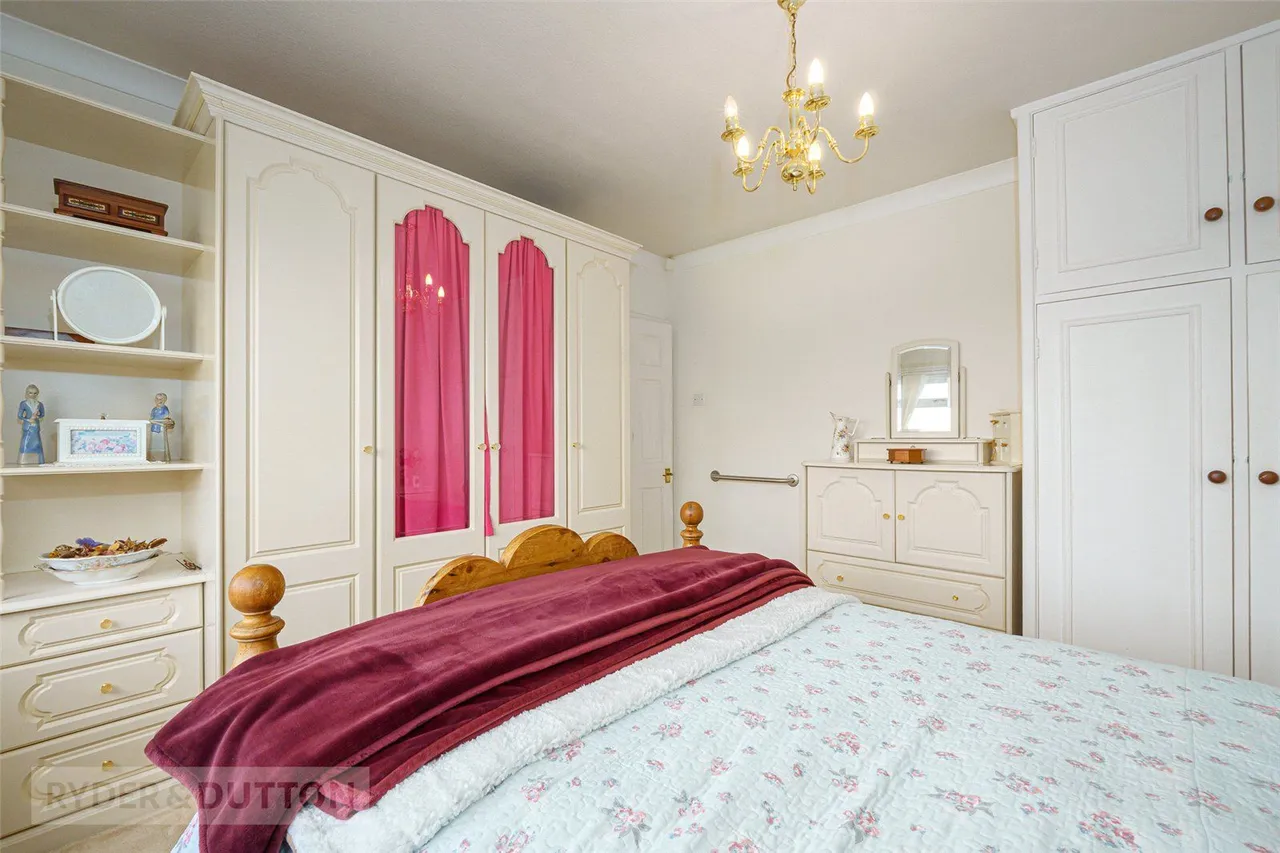 New Laithe Hill, Huddersfield, HD4, photo 19