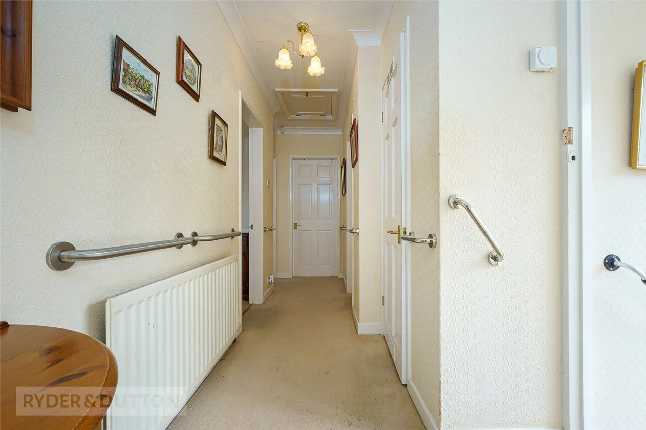 New Laithe Hill, Huddersfield, HD4, photo 12