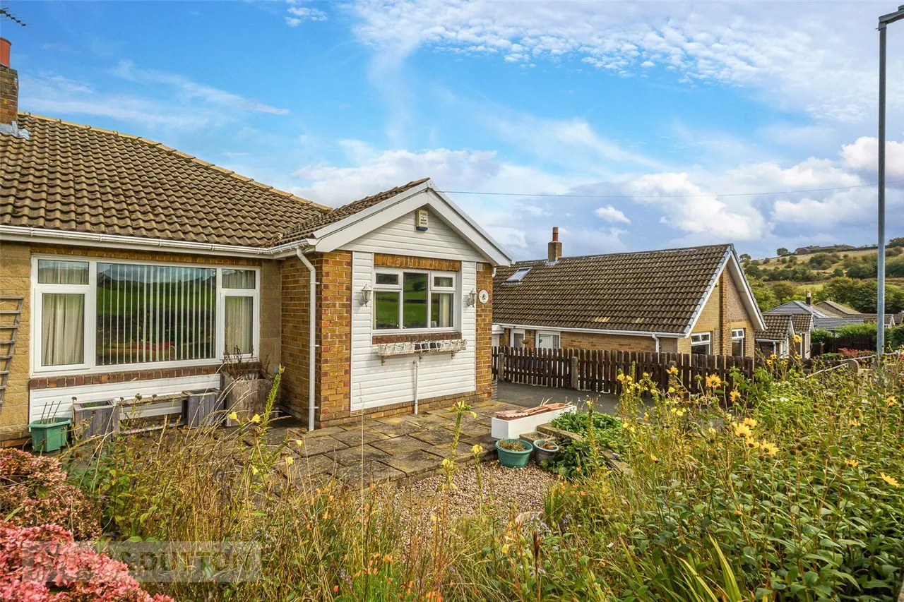 New Laithe Hill, Huddersfield, HD4, photo 6