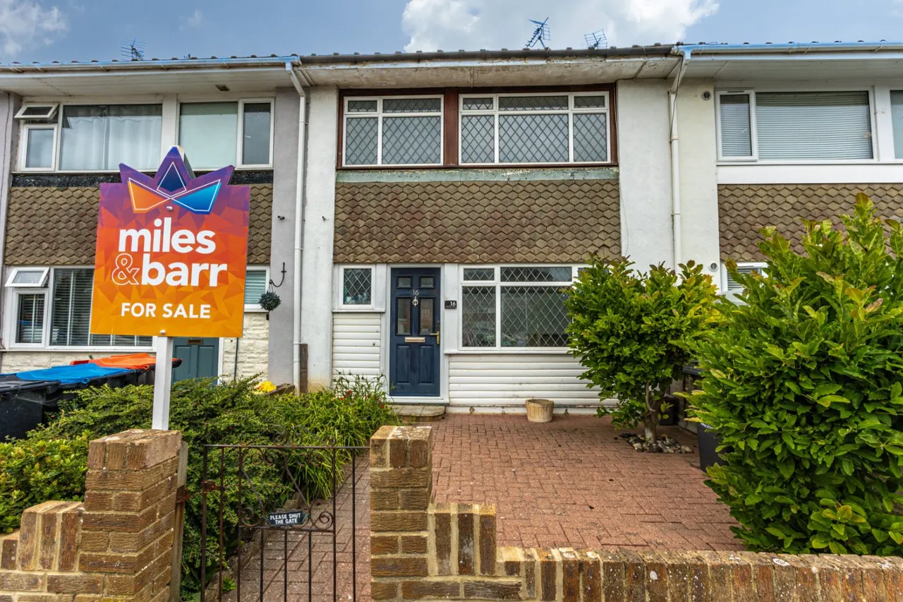 3 bed house for sale, Yew Tree Gardens, Birchington, CT7