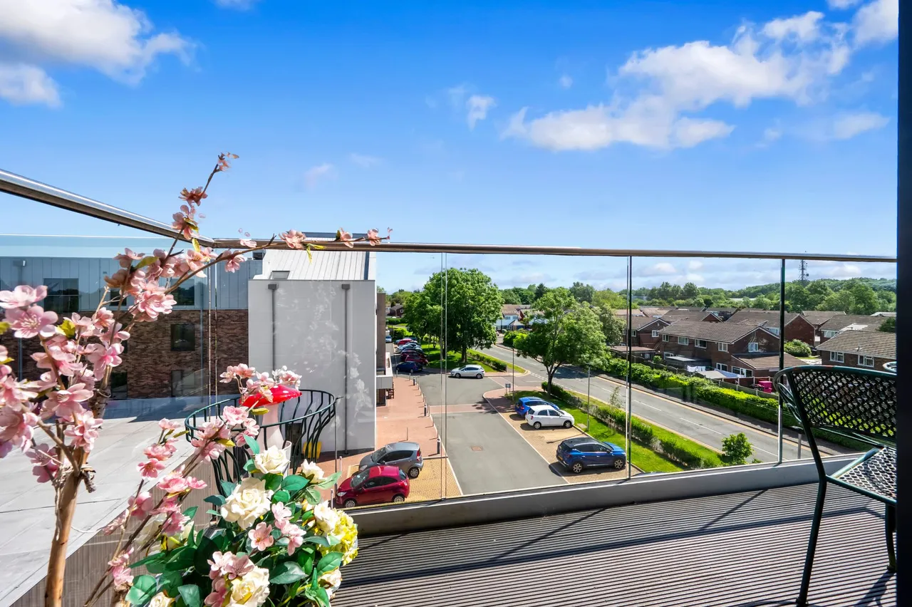 Apartment 420, Harpers Green Harpers Road, Warrington, Padgate, WA2 0YP, photo 3