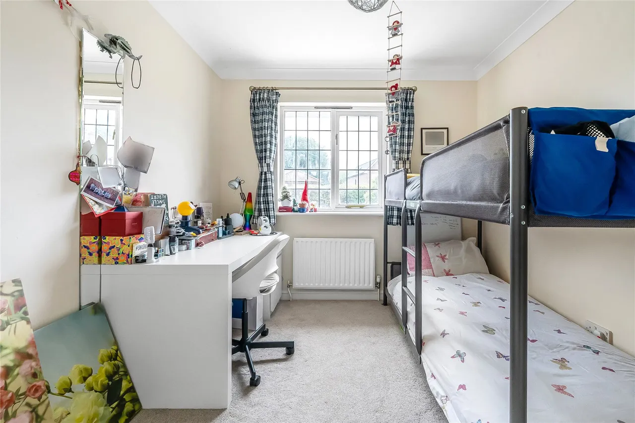 West Meads, Guildford, GU2, photo 10
