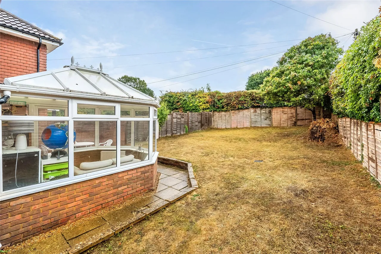 West Meads, Guildford, GU2, photo 6