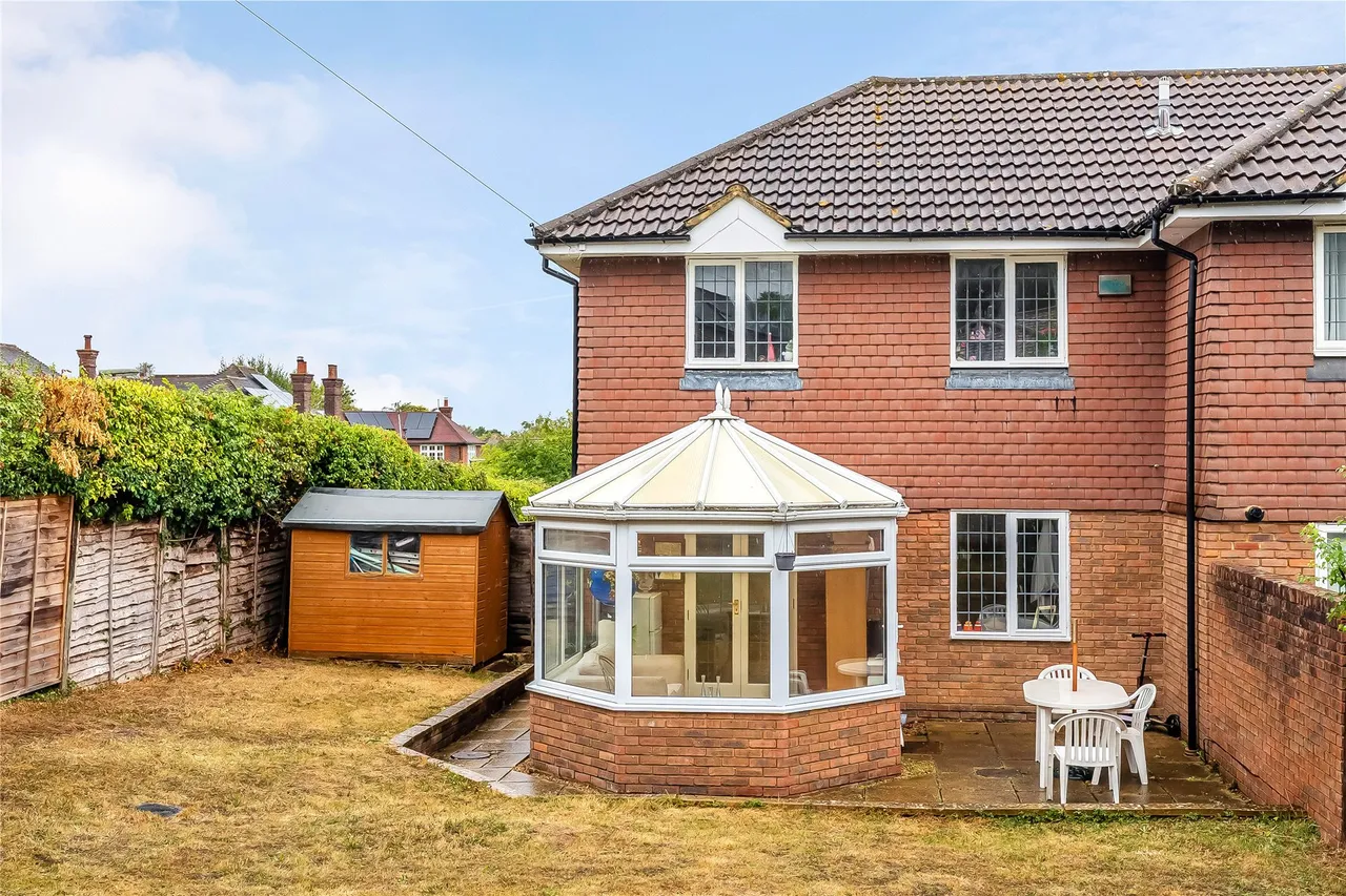 West Meads, Guildford, GU2, photo 21