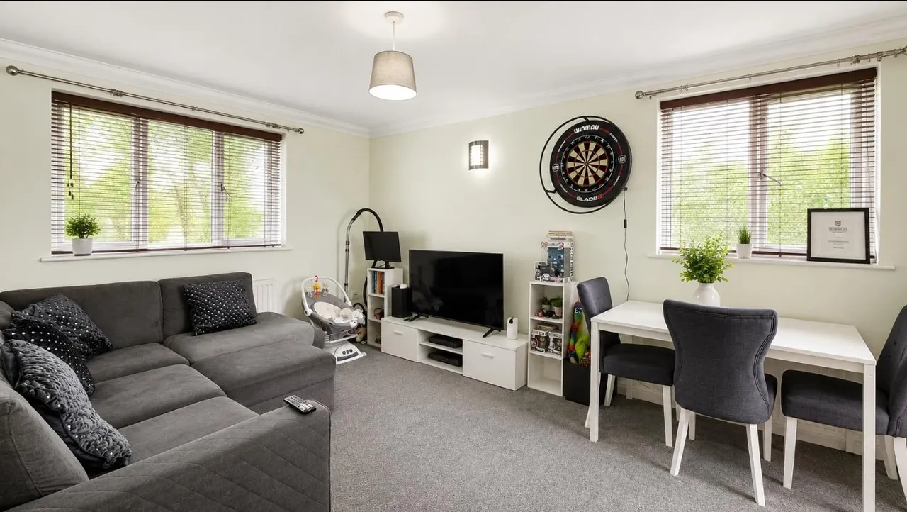 Austin Crescent, Plymouth, PL6, photo 3