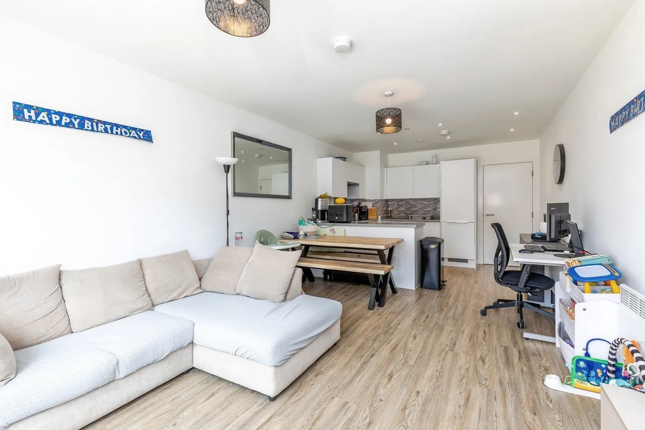 Gillingham Gate Road, Chatham, ME4, photo 10