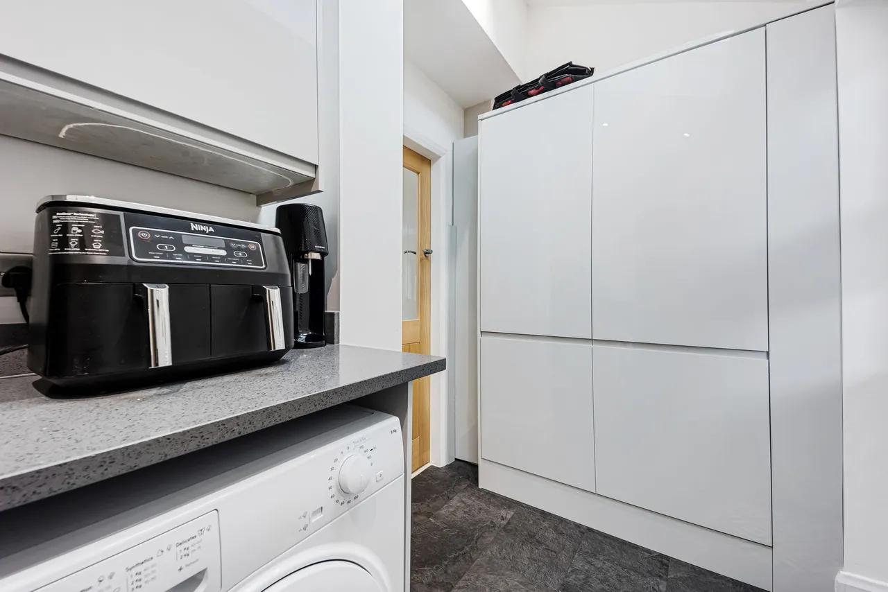 Leigh Avenue, Widnes, Widnes, WA8 7JG, photo 9