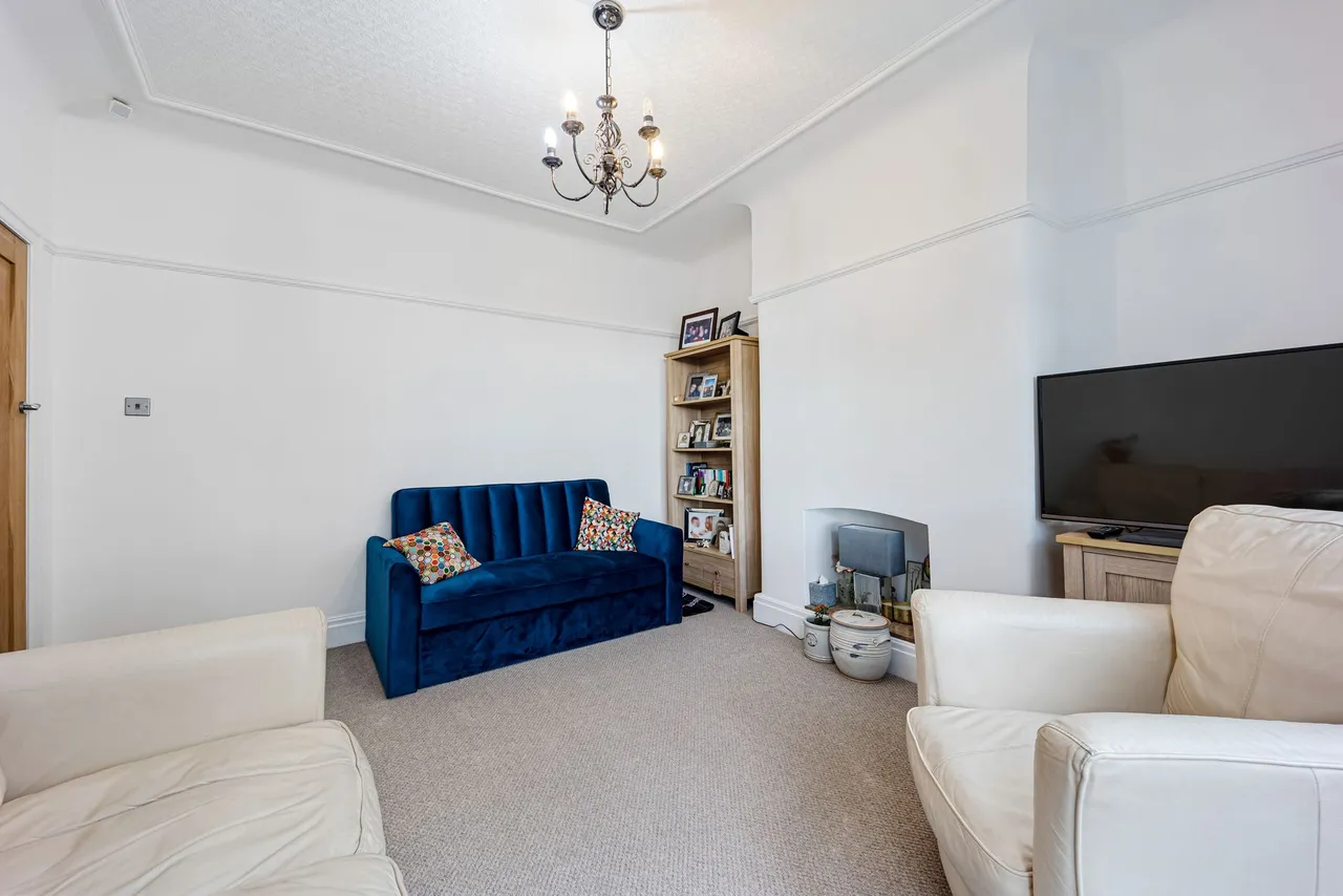 Leigh Avenue, Widnes, Widnes, WA8 7JG, photo 14