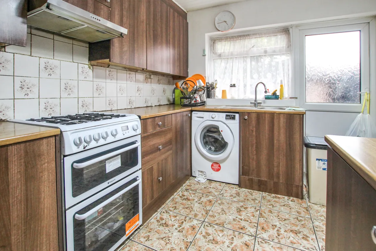 Laburnum Road, Hayes, UB3, photo 5