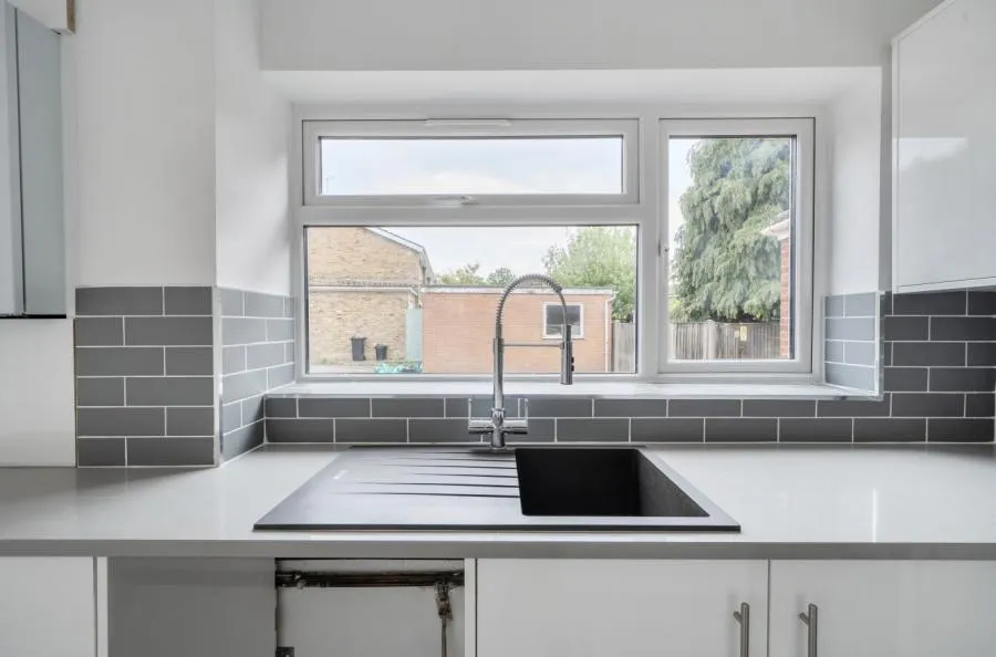 Jerrymoor Hill, Finchampstead, RG40, photo 12