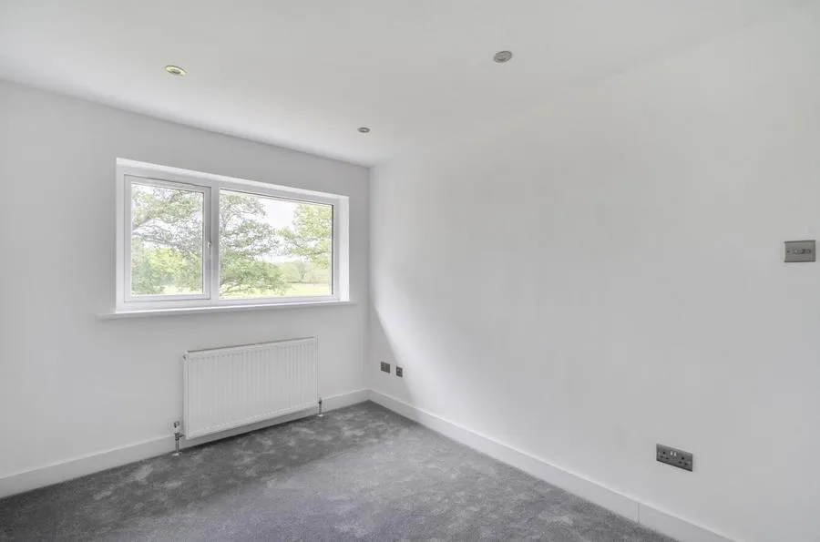 Jerrymoor Hill, Finchampstead, RG40, photo 15