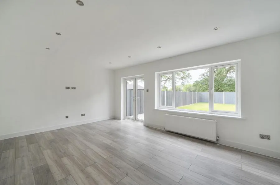 Jerrymoor Hill, Finchampstead, RG40, photo 3
