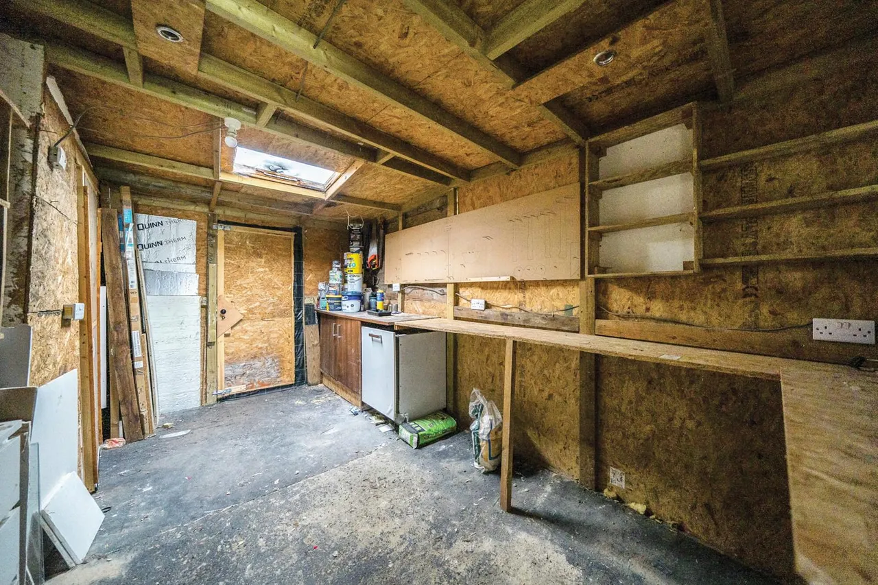 Birchanger Road, SE25, photo 12