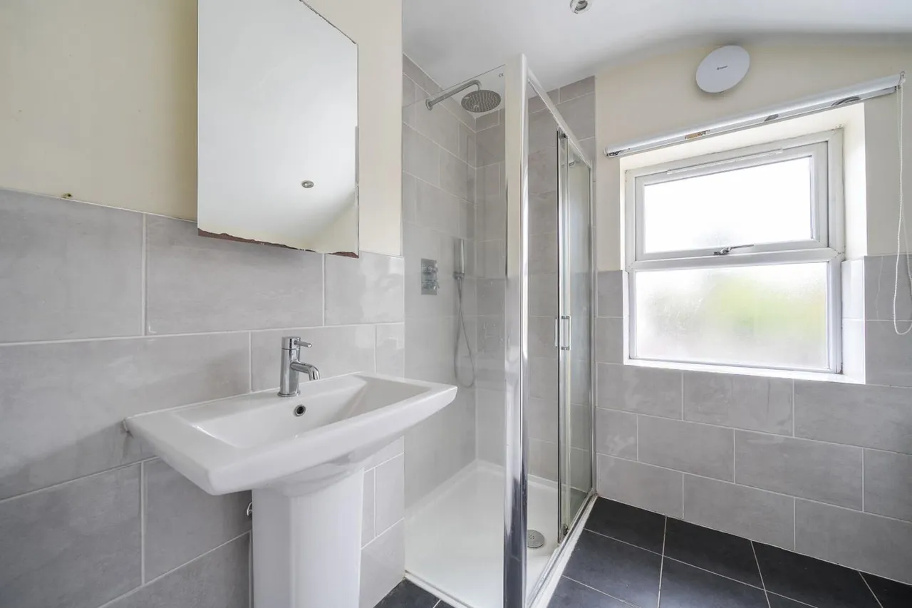 Birchanger Road, SE25, photo 10