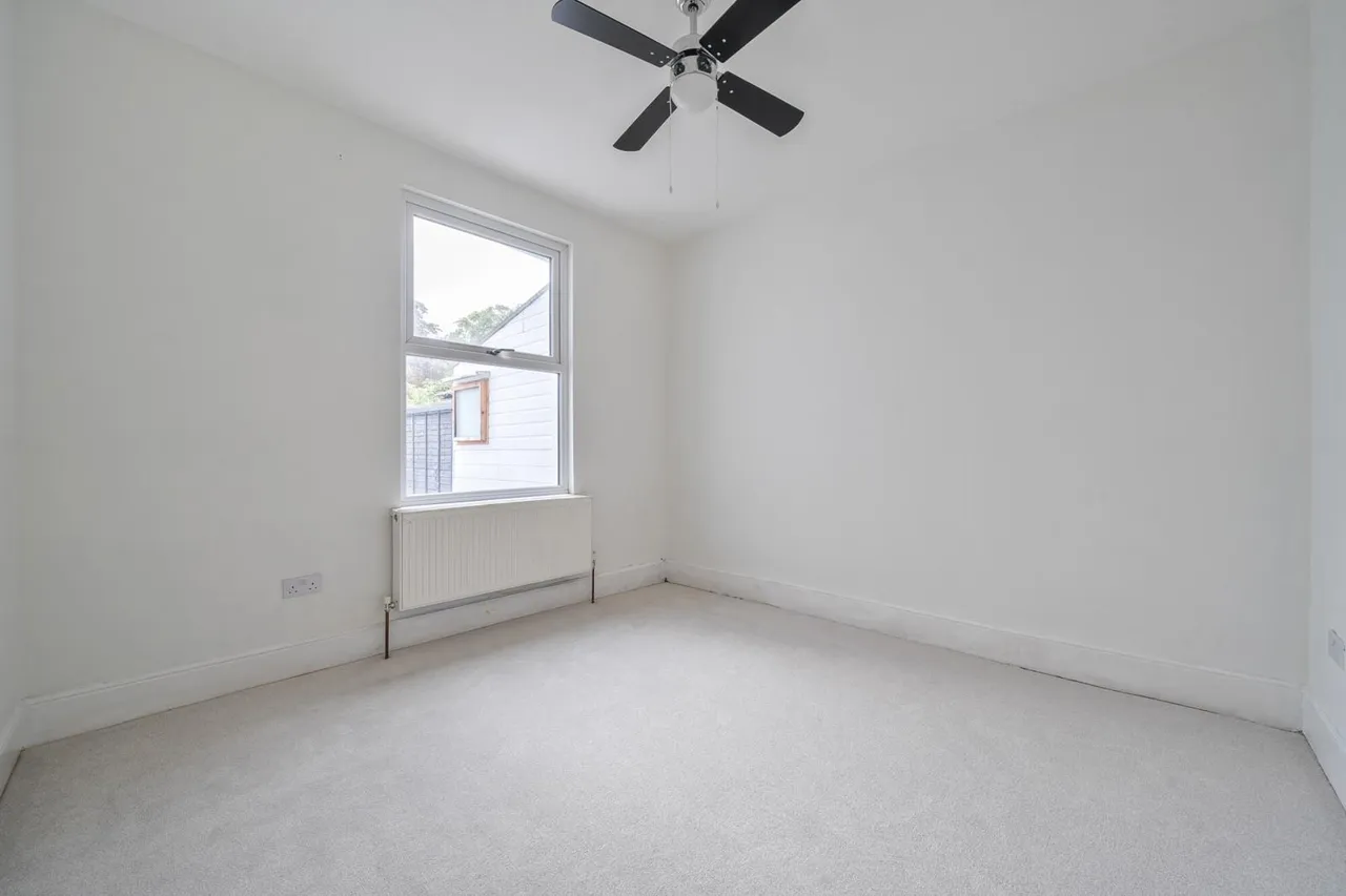 Birchanger Road, SE25, photo 7