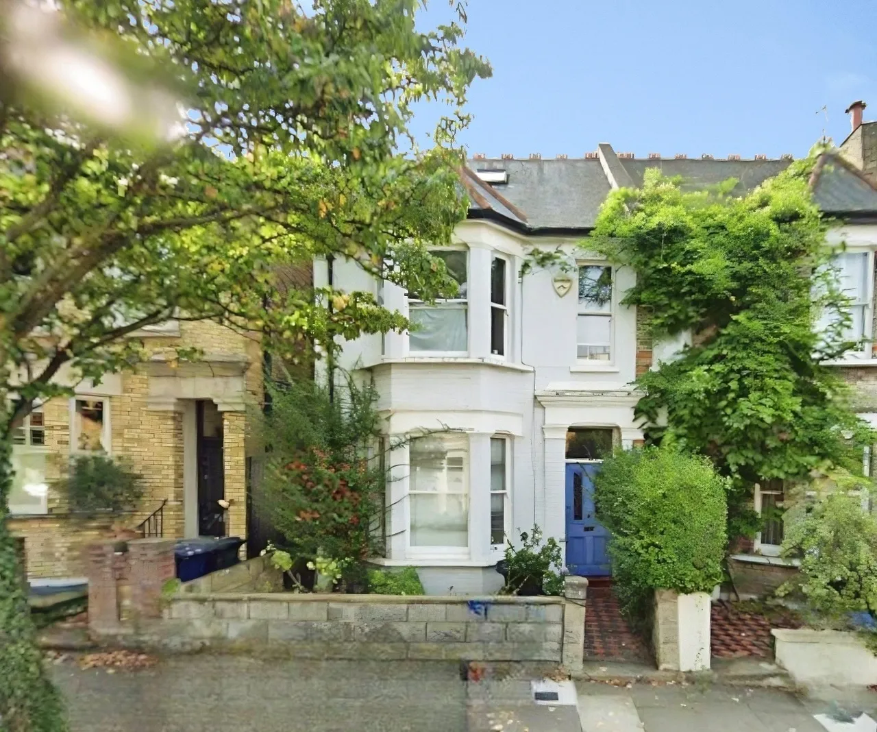 house to rent, Brougham Road, London Fees Apply, W3