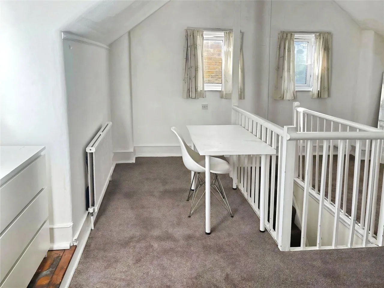 Brougham Road, London Fees Apply, W3, photo 4