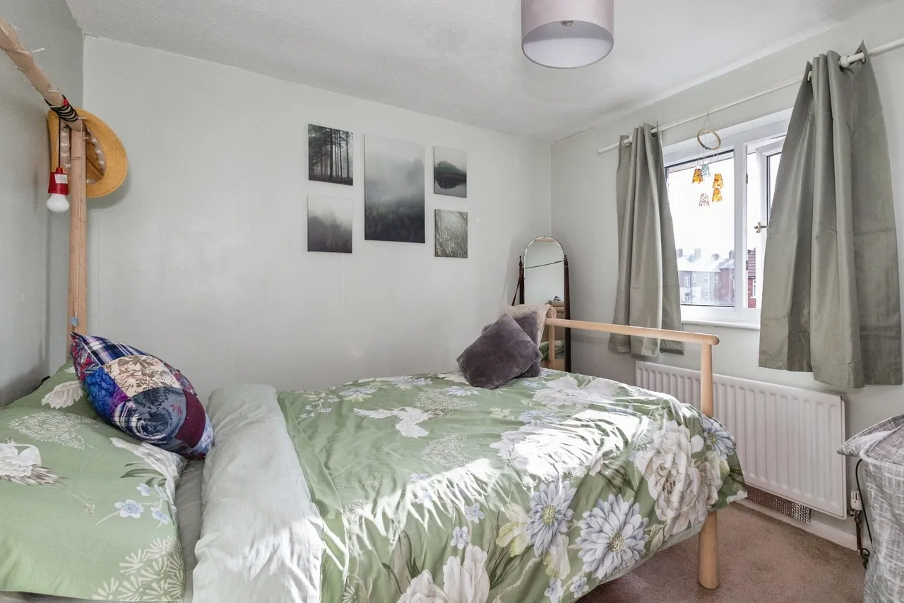 Westmorland Avenue, Ashton-under-Lyne, OL7, photo 9