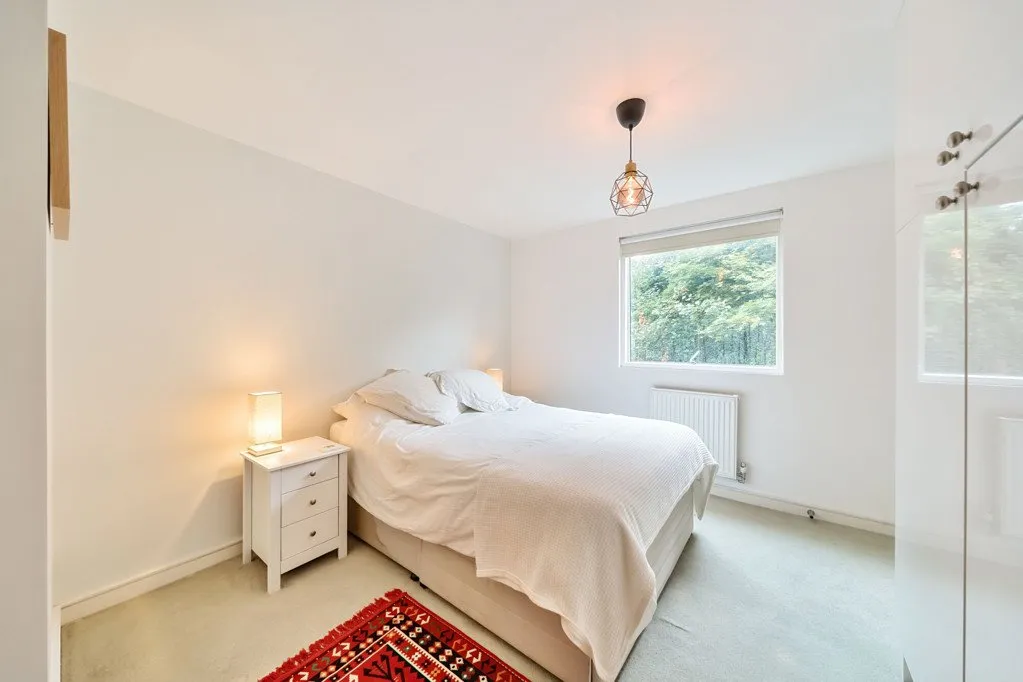 Restell Close, SE3, photo 10