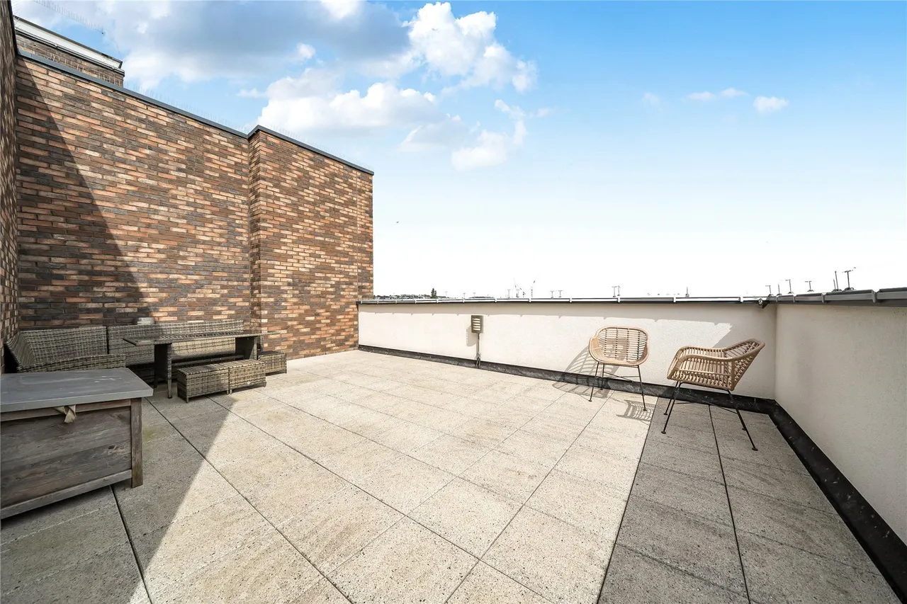 Purbeck Gardens, London, SE26, photo 18