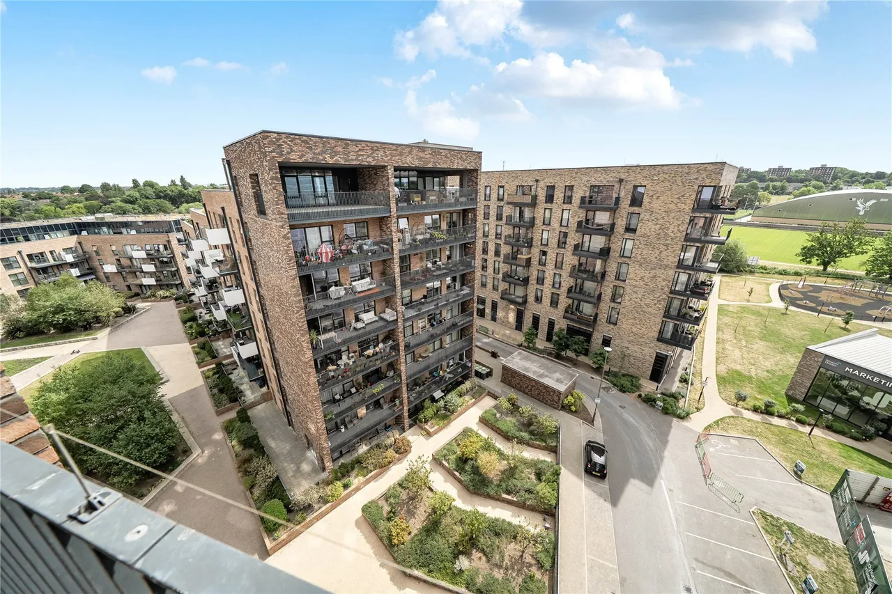 Purbeck Gardens, London, SE26, photo 17