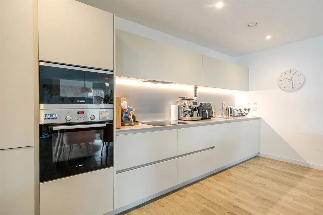 Purbeck Gardens, London, SE26, photo 35